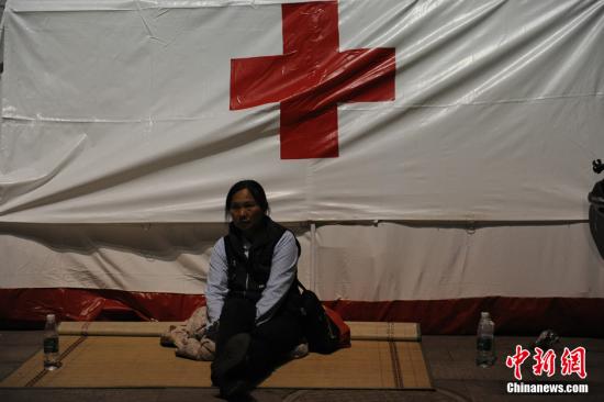 四川雅安地震：震區(qū)當(dāng)?shù)匚镔Y儲(chǔ)存調(diào)配出現(xiàn)困難