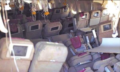 韓失事客機黑匣子初步數(shù)據(jù)指向操作失誤