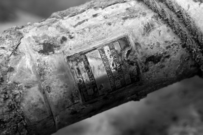 安徽漁民撈出飛機(jī)殘骸 印