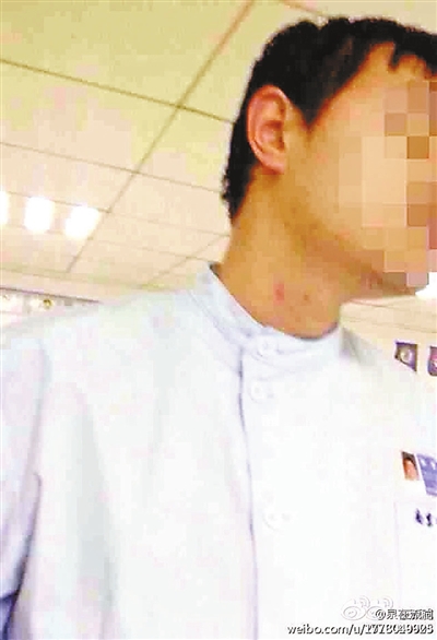 南京一干部夫婦不滿醫(yī)院混住安排打傷護(hù)士 院方稱緊急時男女病患可混住