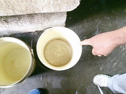 水源或受污染 村民家中自來水里流螞蝗(圖)