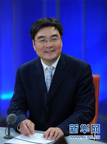 鐵道部：在窗口和售票點徹夜排長隊買票現(xiàn)象基本消失