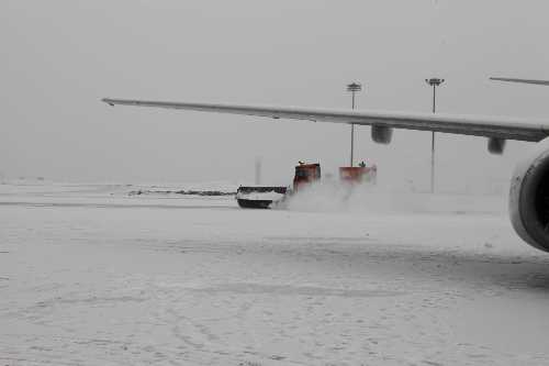 霧雪頻擾邊城 南航新疆全力打好春運收官戰(zhàn)