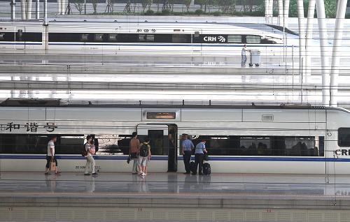 鐵道部：我國將全面下調(diào)高鐵運(yùn)行時速
