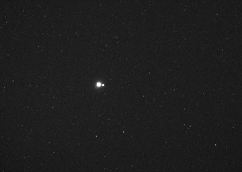 NASA探測器為地球和月亮拍合影 渺小“兩點(diǎn)”發(fā)人深省