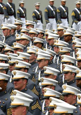 各國(guó)節(jié)日閱兵“七宗最”