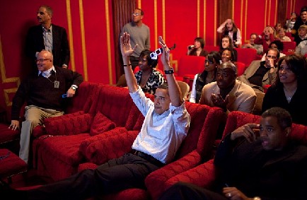 奧巴馬執(zhí)政百天親民有高招 300張照片狂秀白宮生活