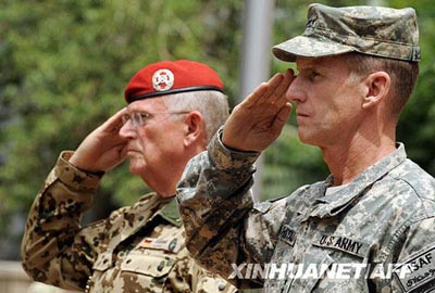 圖：駐阿美軍指揮官承諾嚴(yán)格限制空襲 防止自我毀滅