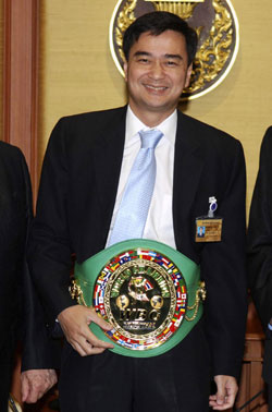 他信呼吁支持者集會(huì)抗議 泰政府準(zhǔn)備強(qiáng)力應(yīng)對(duì)