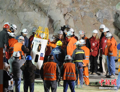 智利礦工救援進(jìn)入尾聲 多種因素創(chuàng)救援奇跡(圖)