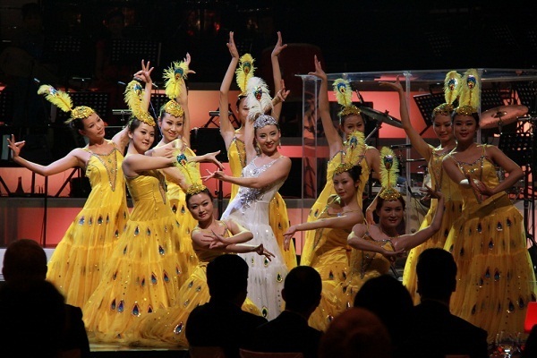 中國匈牙利藝術(shù)家聯(lián)袂出演 觀眾高度好評（圖）