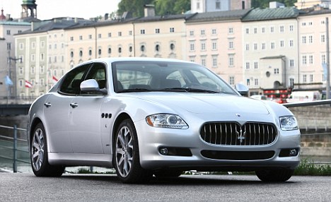 英國富商酒駕拒捕豪車賄賂警察 機(jī)關(guān)算盡有錢難買鬼推磨