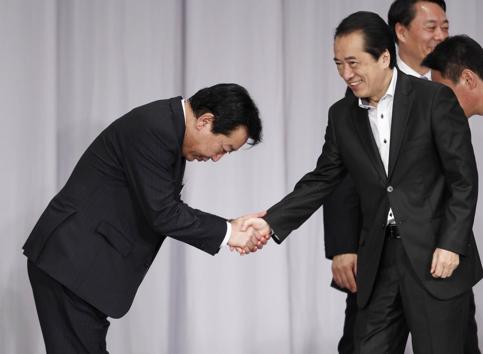 野田佳彥“先輸后贏”當(dāng)選民主黨黨首 華裔蓮舫或得重用