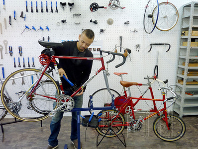 日本首家自行車?？茖W(xué)校明年開學(xué)