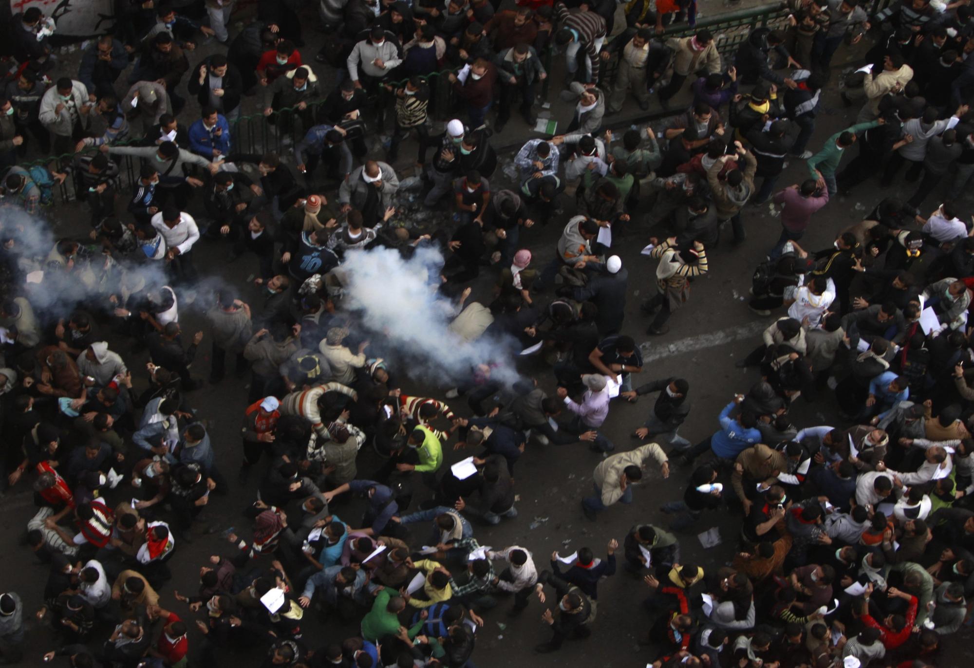 埃及過渡政府請辭 “二次革命”或開始已致大量傷亡