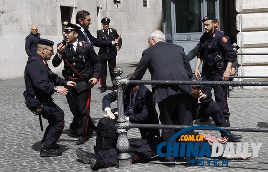 意大利總理府廣場(chǎng)發(fā)生槍擊事件 3人受傷