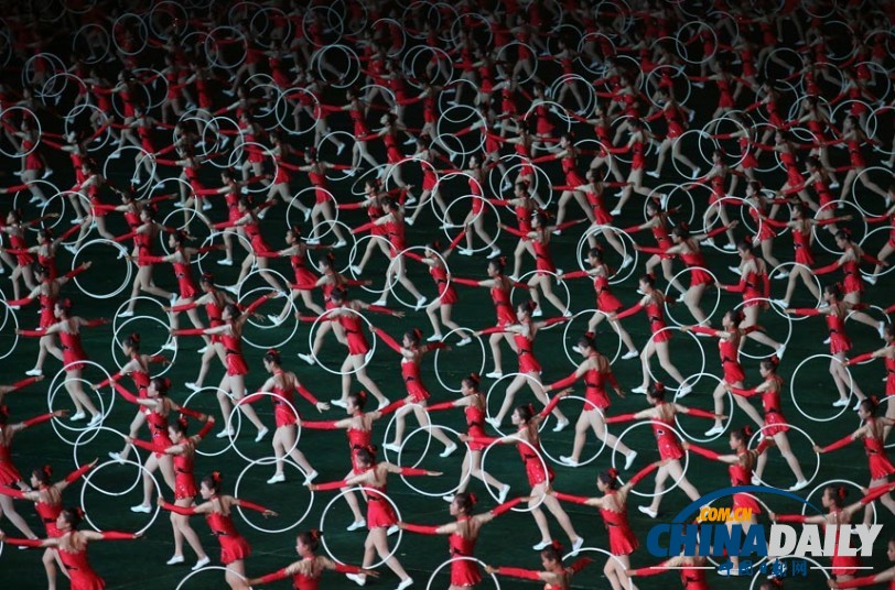 組圖：平壤舉行《阿里郎》表演 慶祝朝鮮戰(zhàn)爭(zhēng)結(jié)束60周年