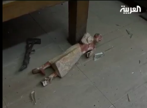 埃及國(guó)家博物館遭“入侵” 兩具木乃伊被“砍頭”