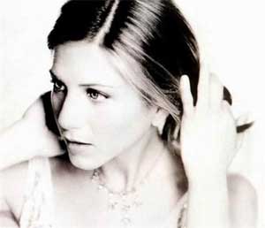 安妮斯頓想拍《老友記》續(xù)集