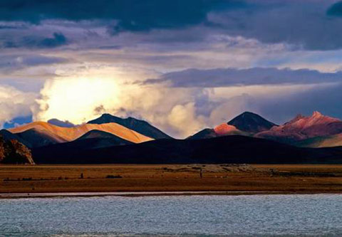 一場(chǎng)關(guān)于云彩的旅行