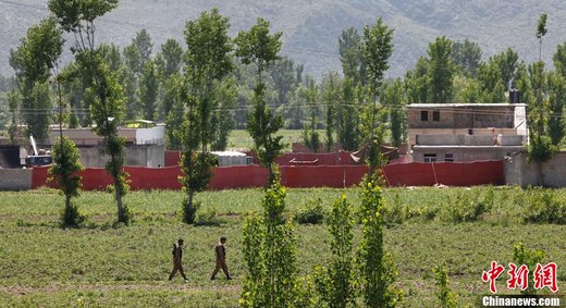 拉登最信任信使的一個電話使其住所最終暴露