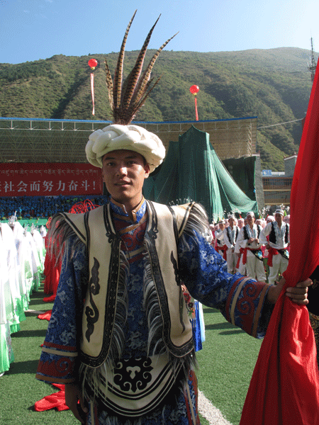 阿壩州民族團(tuán)結(jié)促發(fā)展