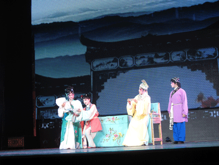 系列活動(dòng)紀(jì)念川劇大師陽(yáng)友鶴