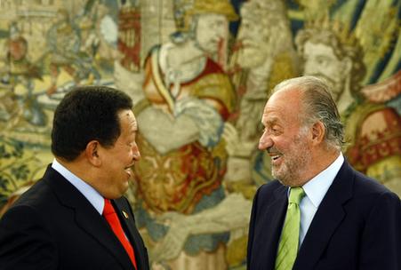 查韋斯稱(chēng)西班牙國(guó)王蓄胡像卡斯特羅 兩人“一笑泯恩仇”