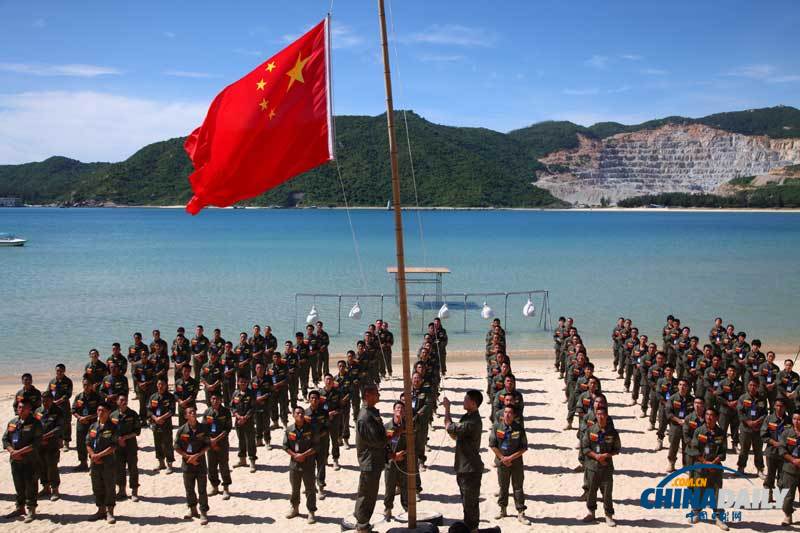 探秘美女保鏢魔鬼訓(xùn)練