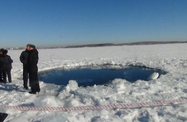 俄隕石墜落致傷千余人 小行星掠過地球與其無關(guān)