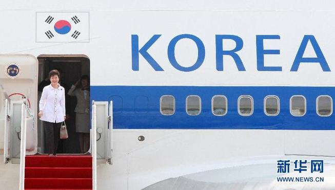 韓國總統(tǒng)樸槿惠啟程開始訪華之旅 (高清大圖)