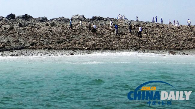 巴基斯坦地震“震”出小島 專(zhuān)家發(fā)現(xiàn)島上溢出甲烷
