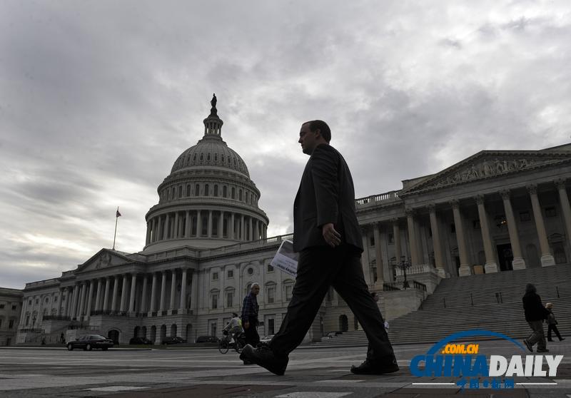 美參議院投票通過議案結(jié)束聯(lián)邦政府關(guān)門