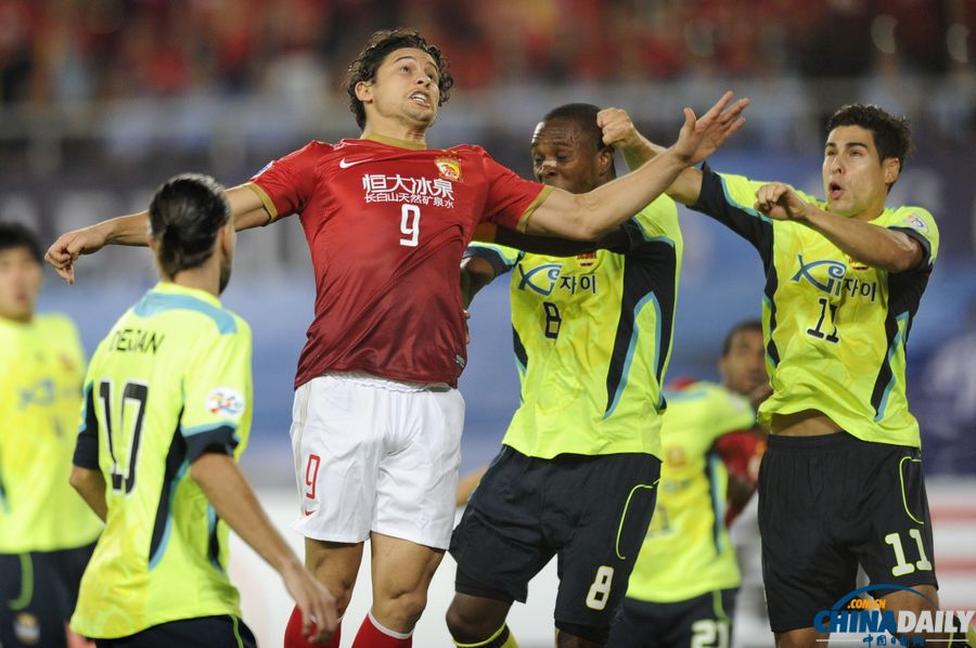 2013亞冠決賽：廣州恒大創(chuàng)造歷史 主場(chǎng)平首爾FC總比分3:3奪冠