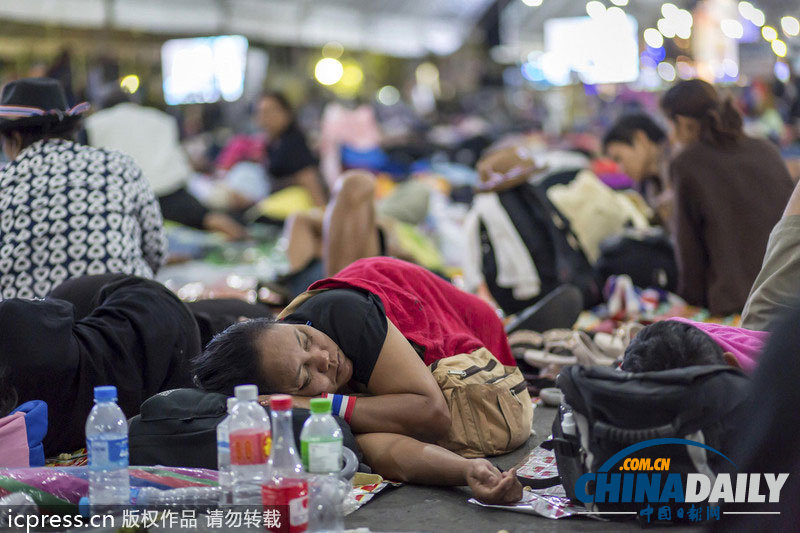 泰國反政府示威持續(xù) 抗議現(xiàn)場面面觀(組圖)