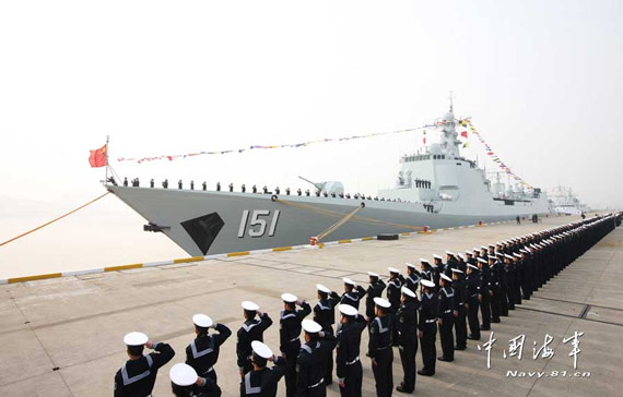 【盤點】中國海軍一年入列的17艘軍艦