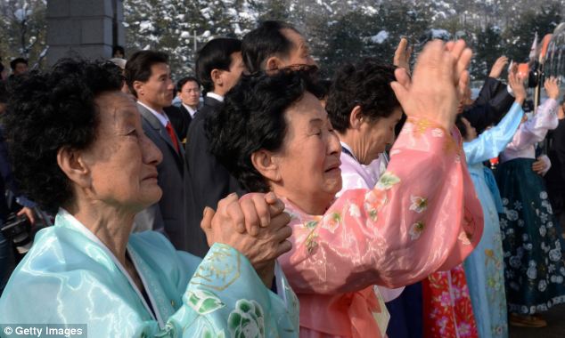 韓朝離散家屬團(tuán)聚活動結(jié)束 難舍之情溢于言表