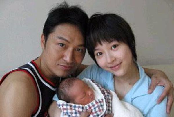 吳奇隆劉詩詩17歲之差 港臺大叔都愛找內(nèi)地嫩妻？