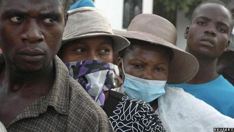 Haiti cholera victims threaten UN 海地霍亂受害者威脅聯(lián)合國(guó)
