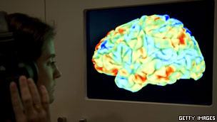 Be brainy, be bilingual 雙語(yǔ)能增強(qiáng)大腦能力