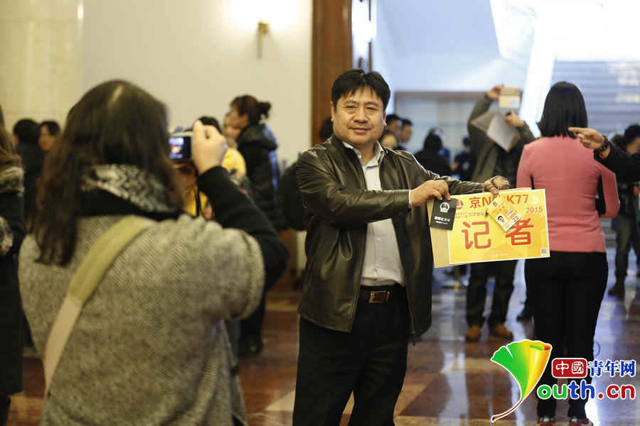 2015全國(guó)兩會(huì)新聞大戰(zhàn)即將開啟