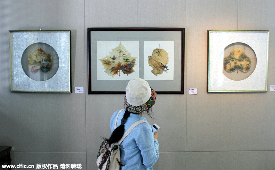 廢棄樹葉“變身”精美藝術(shù)品