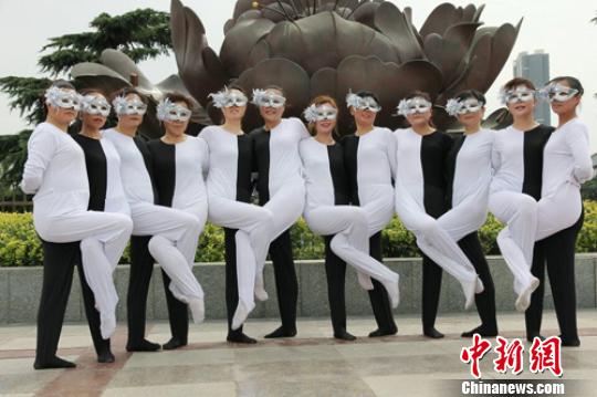 扎克伯格“霧霾跑步”真是拼了！