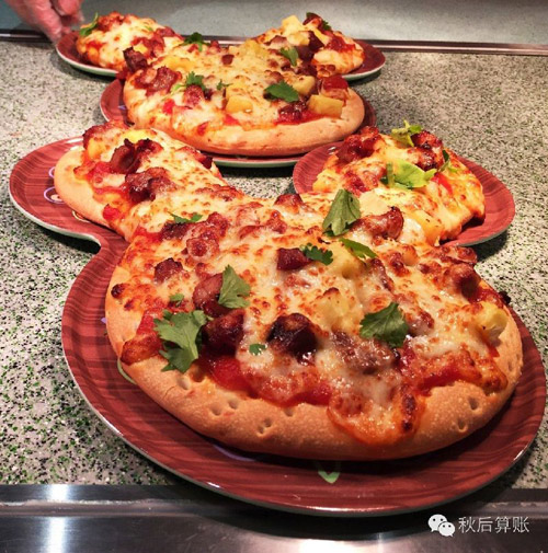 上海迪士尼游客愛上超大火雞腿 迪士尼熱門美食盤點(diǎn)（組圖）