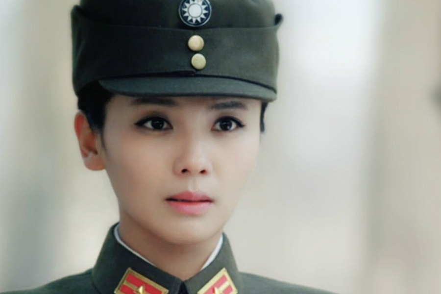 制服誘惑：國(guó)內(nèi)演員誰(shuí)穿軍裝最有范兒？（組圖）