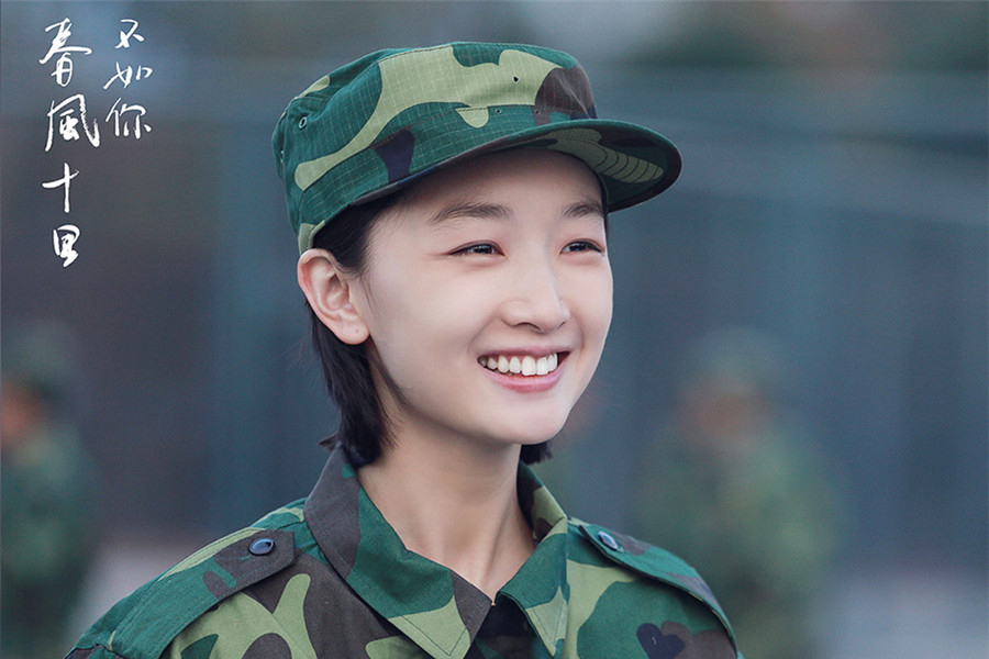 制服誘惑：國內(nèi)演員誰穿軍裝最有范兒？（組圖）