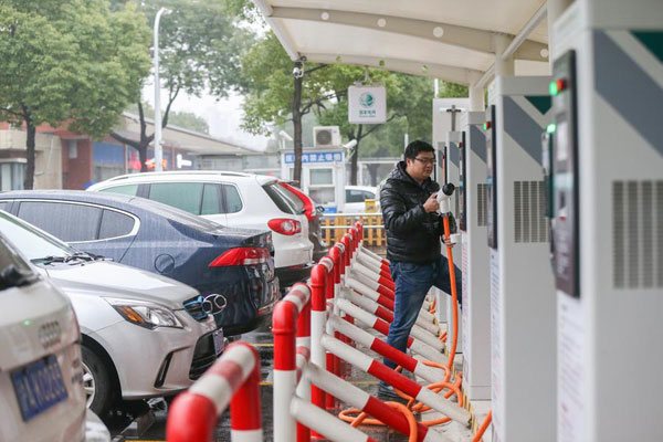燃油車時代將終結(jié)？中國啟動制訂燃油車停售時間表
