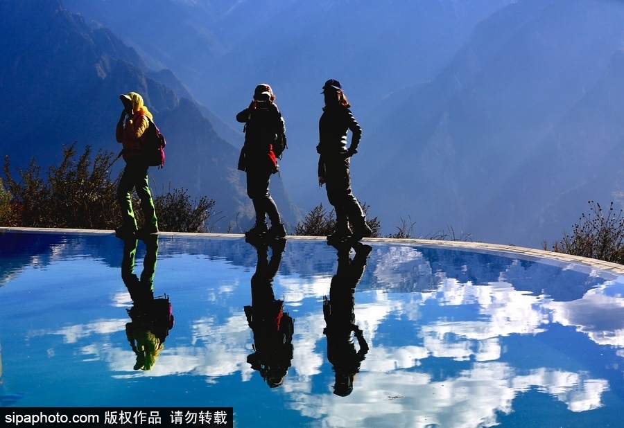 藍(lán)天白云刷屏！盤點(diǎn)風(fēng)清日朗的絕美風(fēng)光 為眼睛降溫