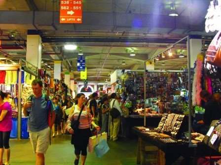 留學(xué)日記：留學(xué)悉尼街頭練攤 每周賺300澳元