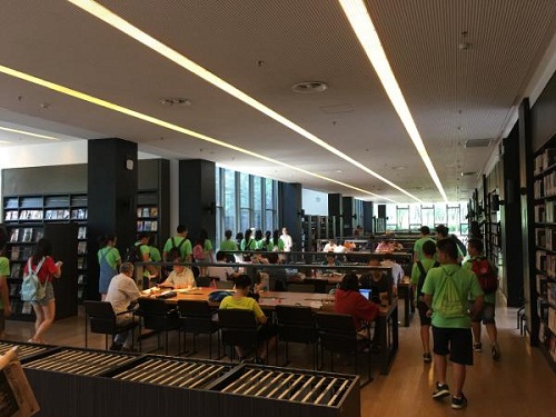 Overseas Chinese youngsters immersed in traditional culture in Jiading